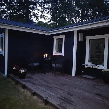 Dom wakacyjny House, Garden And Escape, One Hour From Copenhagen